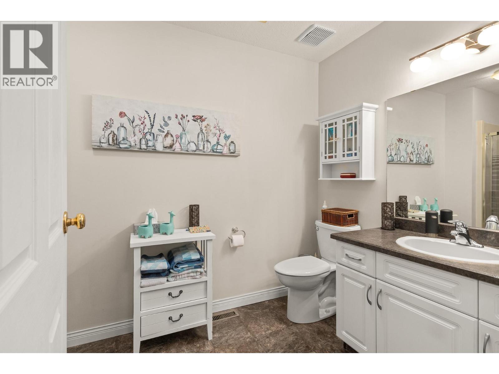#20 151 8 Avenue SW - 23