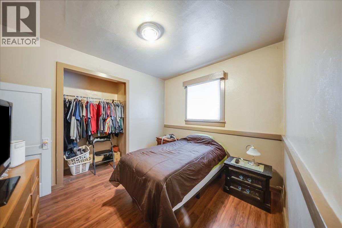 1396 Second Avenue, Trail
