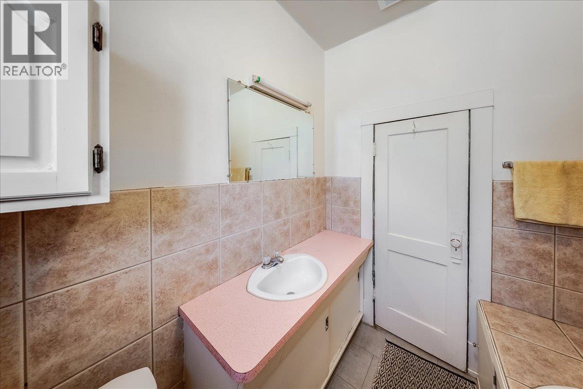 1396 Second Avenue - 21