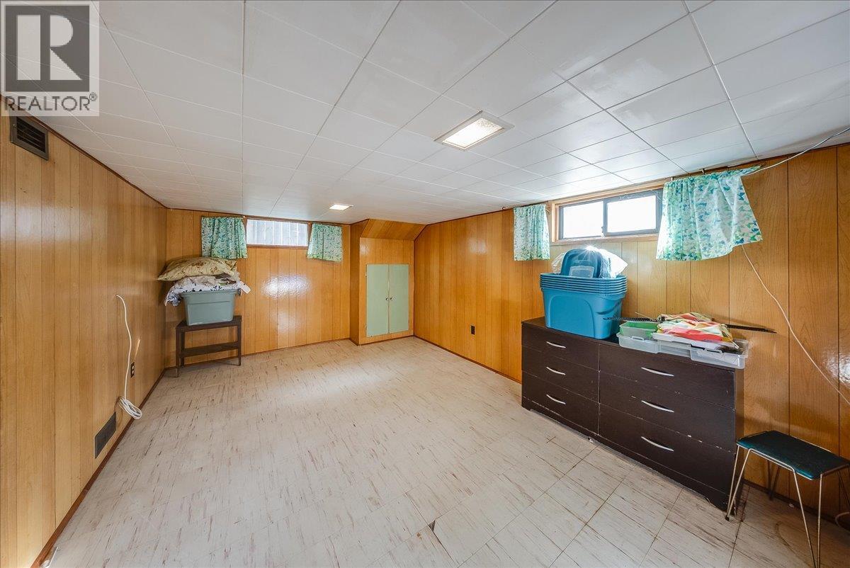 1396 Second Avenue, Trail