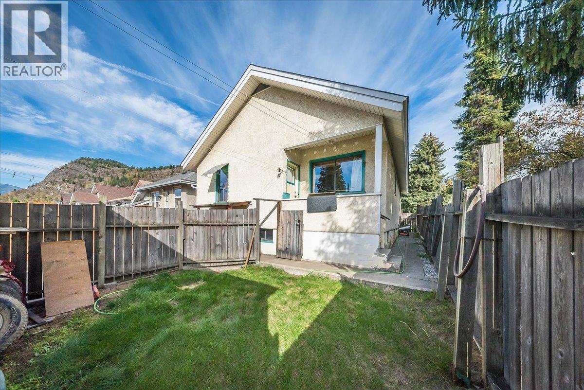 1396 Second Avenue - 29
