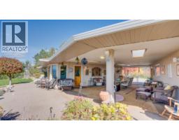 5pc Bathroom - 3200 Greenwood Road, Vernon, BC V1B4G5 Photo 20