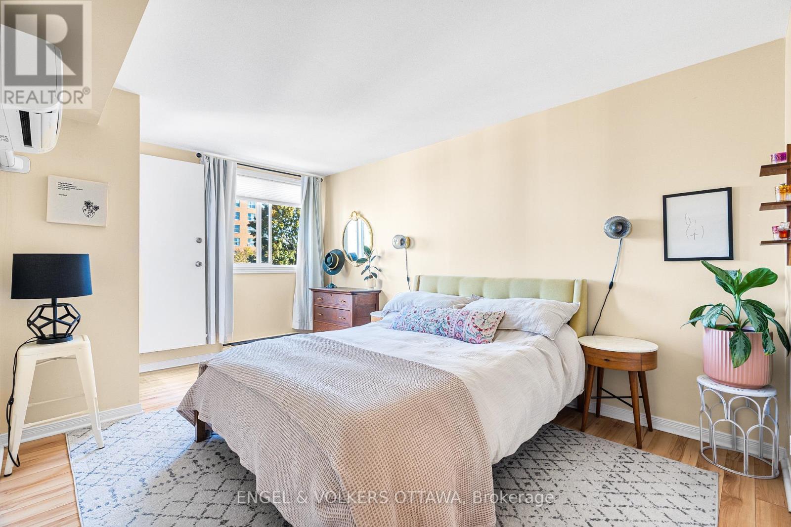 #3 4 O'MEARA STREET - 15