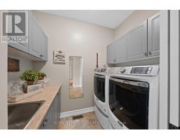 Family room - 418 Lockmaster Crescent, Ottawa, ON K4M1L8 Photo 21
