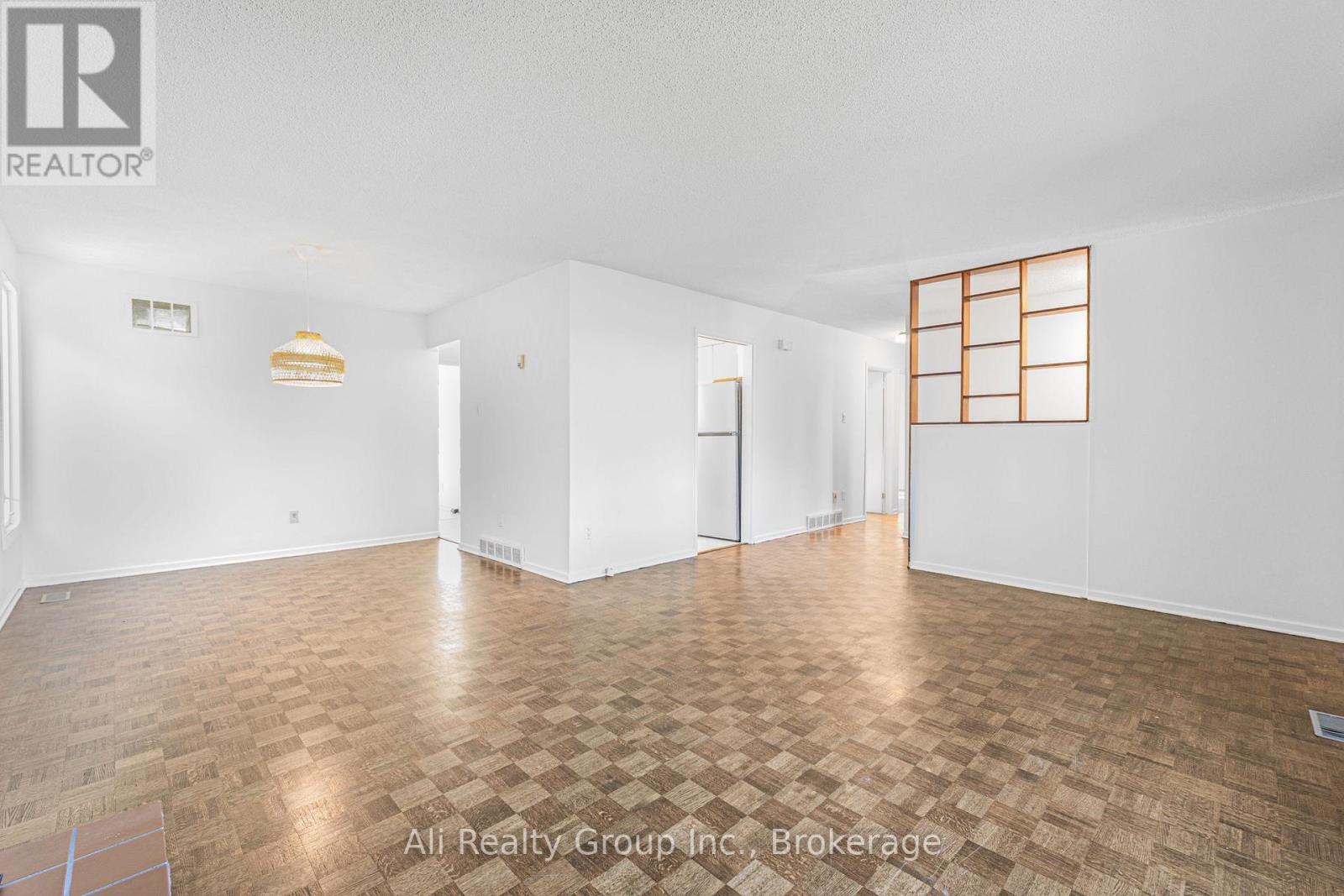 2318 Century Road — photo 8