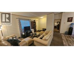 48 Wilderness Heights Drive, Elkford, BC V0B1H0 Photo 10