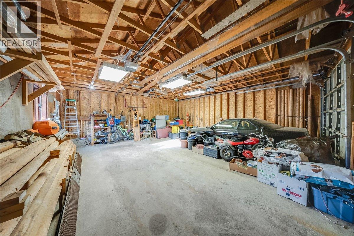 514 Davies Avenue, Salmo