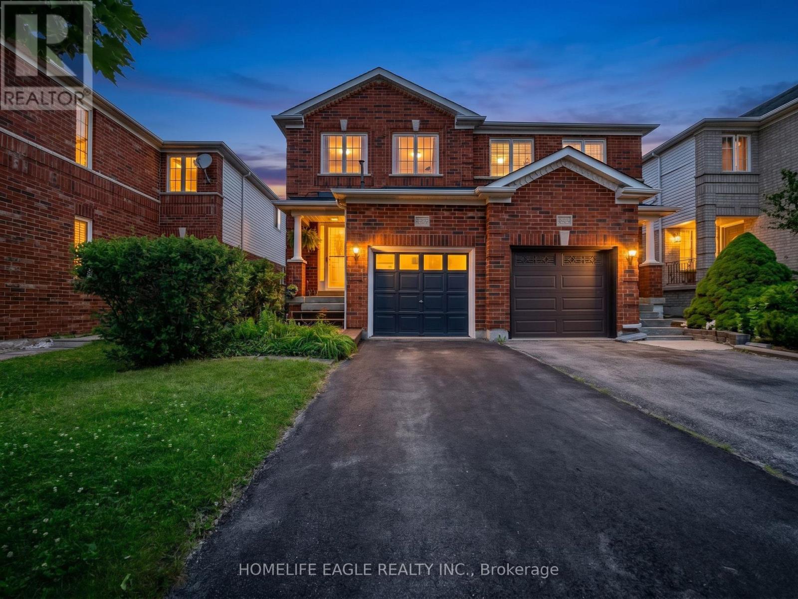 479 HEDDLE CRESCENT - 1