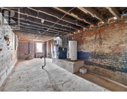 483 Roxton Road, Toronto, ON M6G3R5 Photo 17