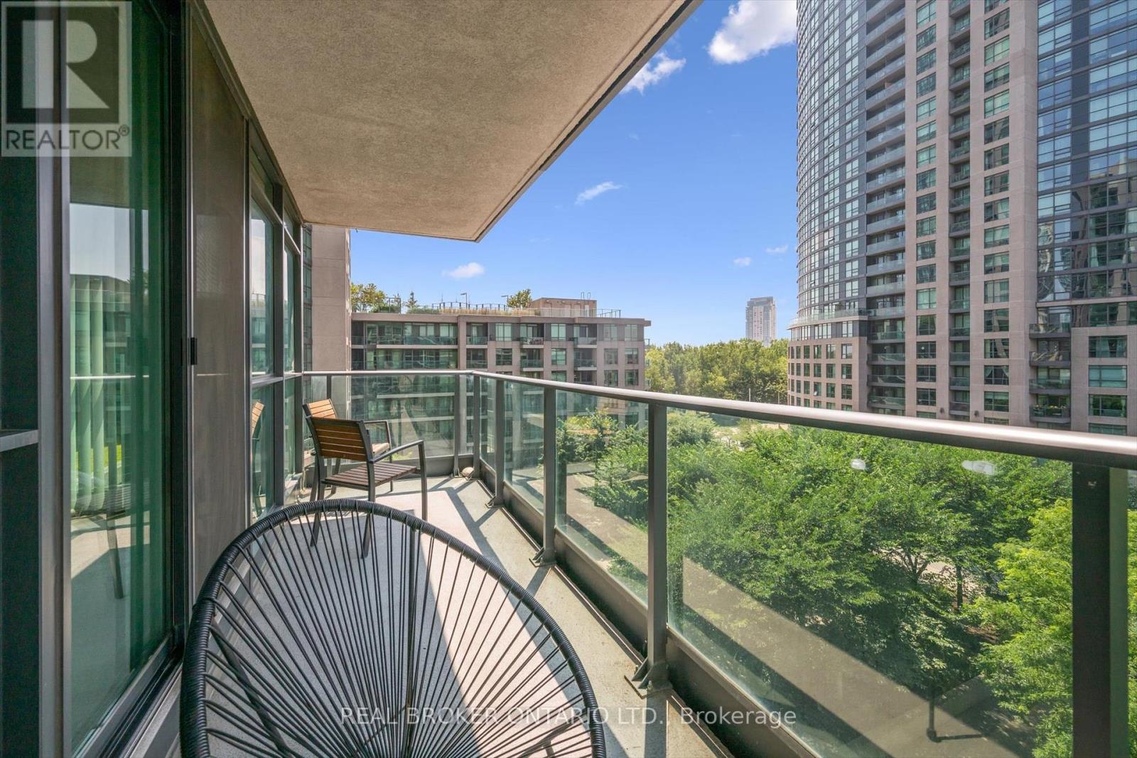 209 Fort York Boulevard — photo 14