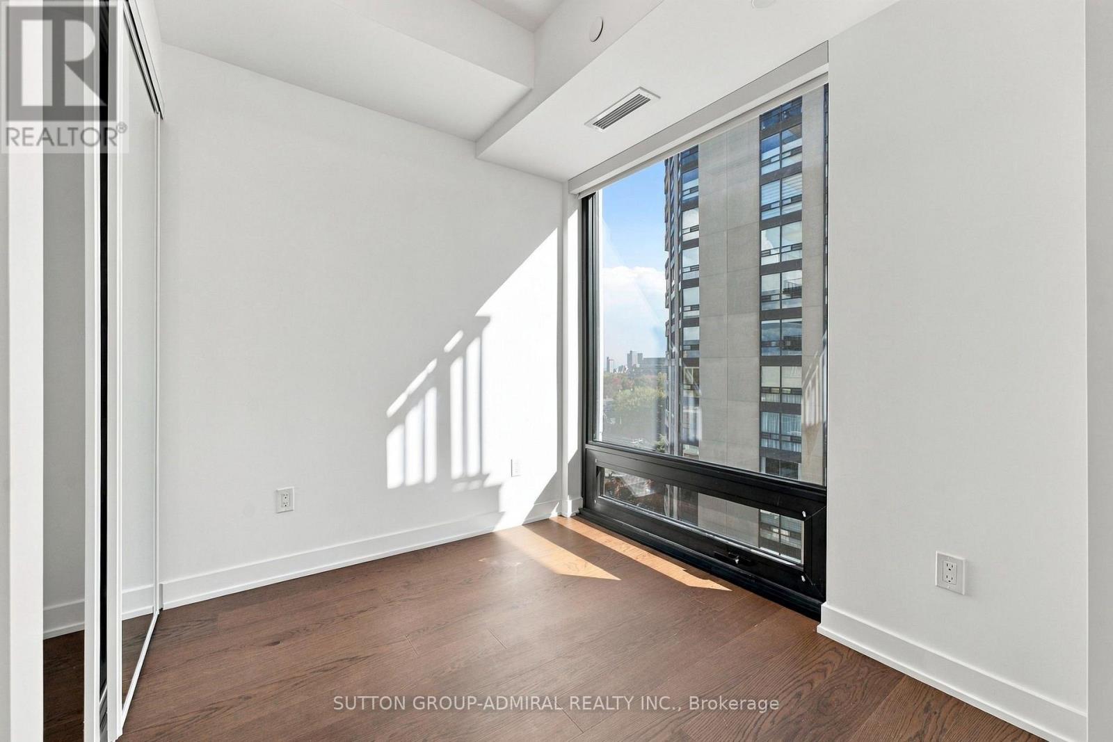 #1625 89 MONTCLAIR AVENUE - 17