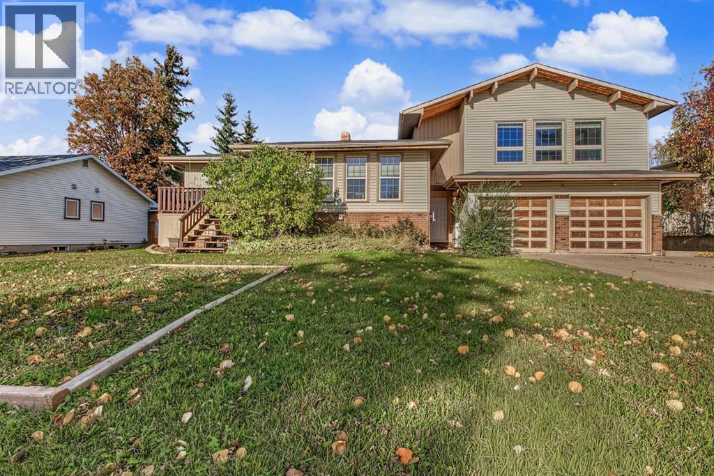 9816 105 Avenue - 1