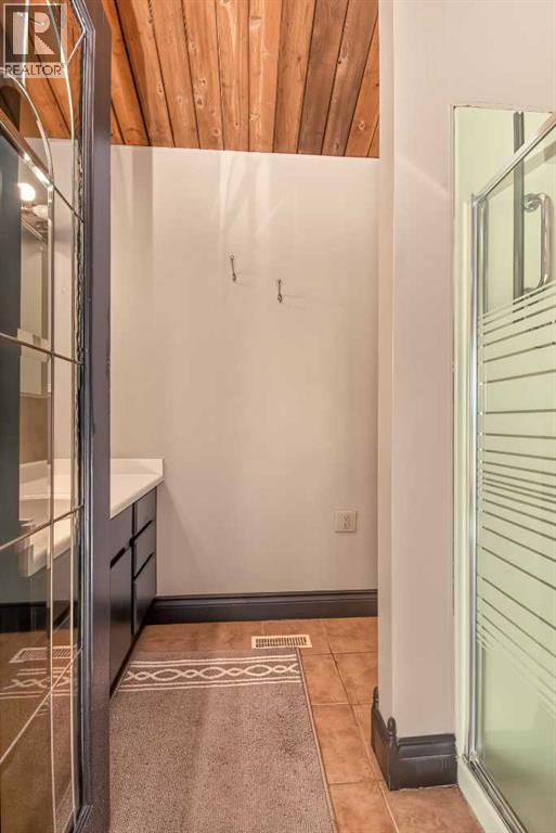 9816 105 Avenue - Image 24
