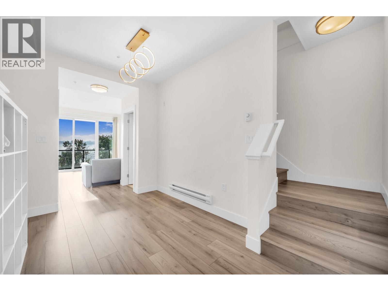 302 218 CARNARVON STREET, New Westminster