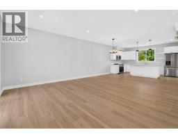 2022b Galerno Rd, Campbell River, BC V9W0A2 Photo 17