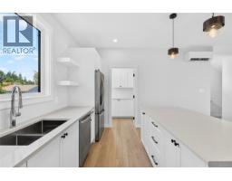 Laundry room - 2022b Galerno Rd, Campbell River, BC V9W0A2 Photo 6