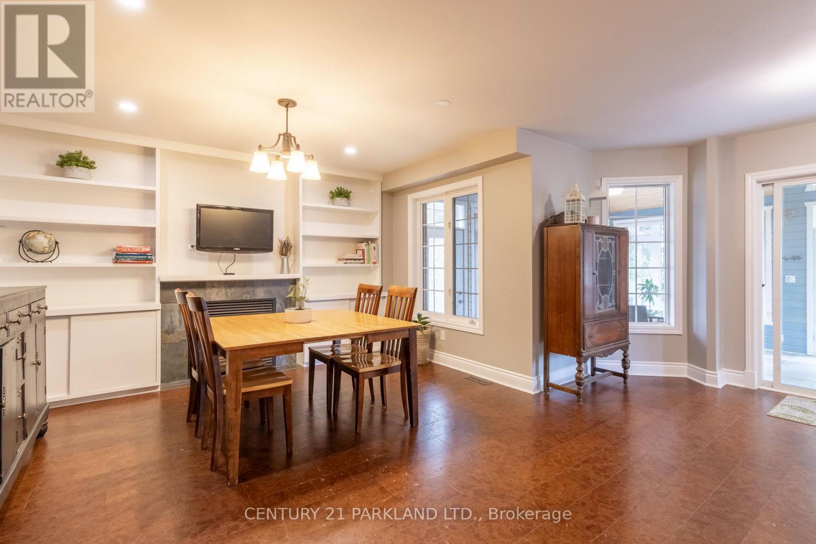 18 Napier Court, Whitby, ON photo 11