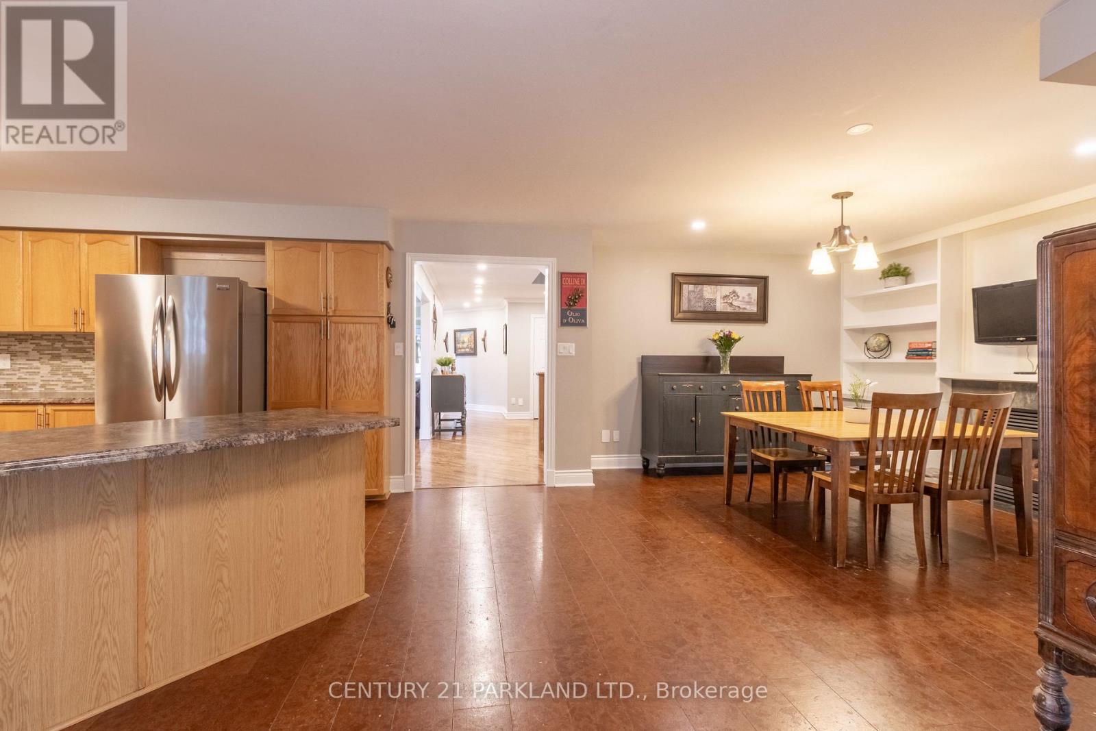 18 Napier Court, Whitby, ON photo 16