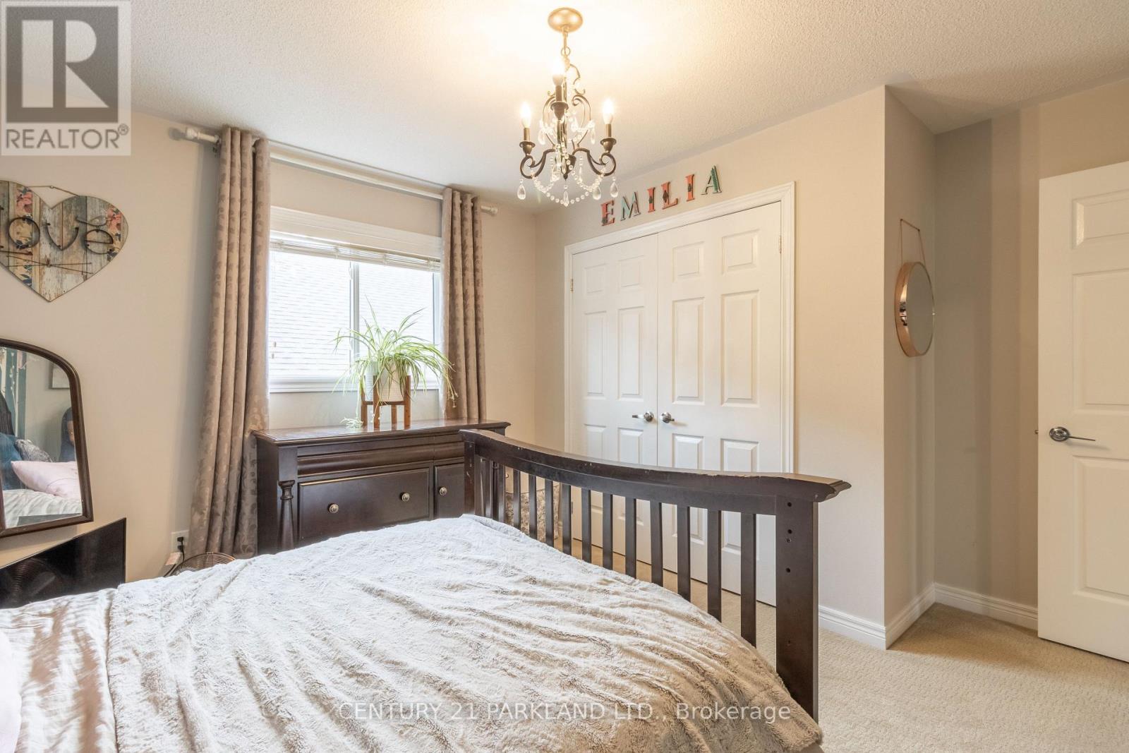18 Napier Court, Whitby, ON photo 35
