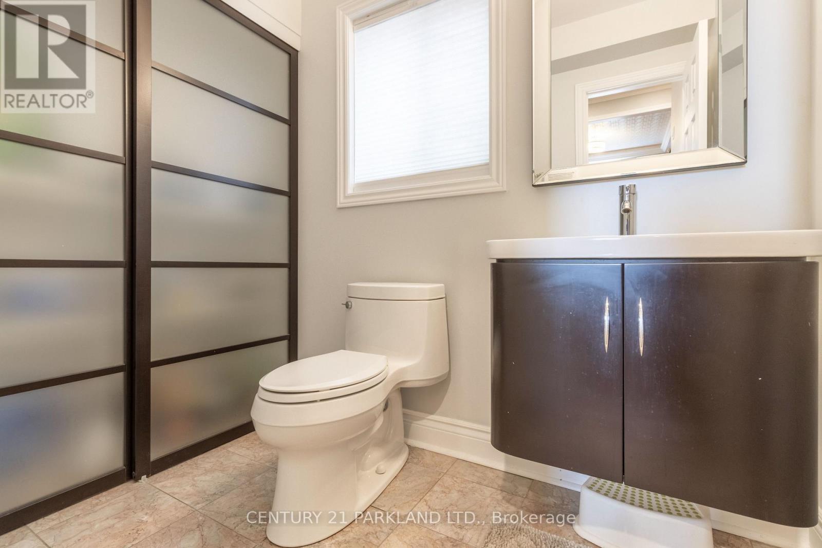 18 Napier Court, Whitby, ON photo 42