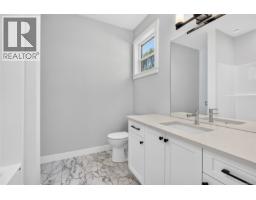 2022b Galerno Rd, Campbell River, BC V9W0A2 Photo 47