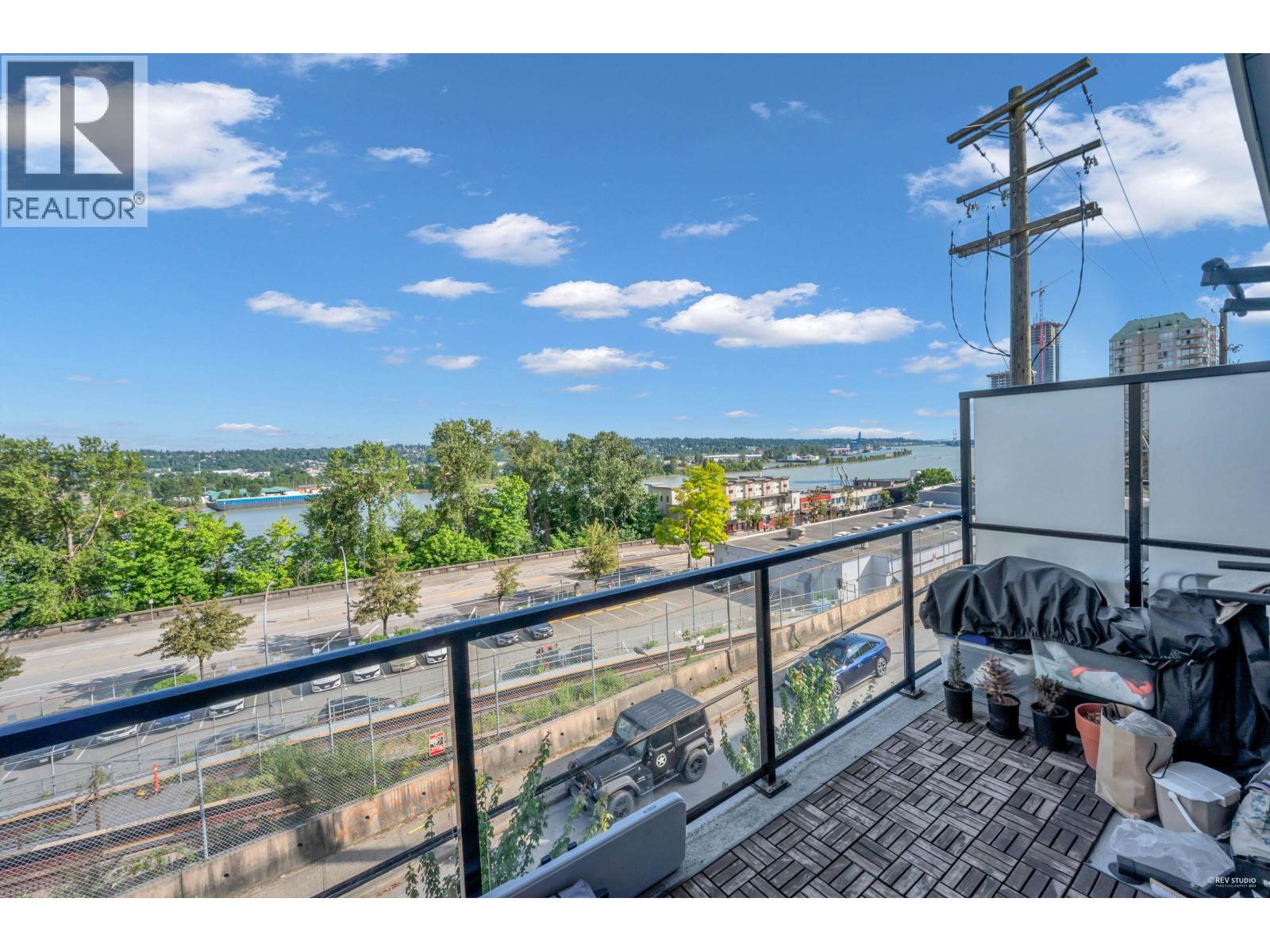 302 218 CARNARVON STREET, New Westminster