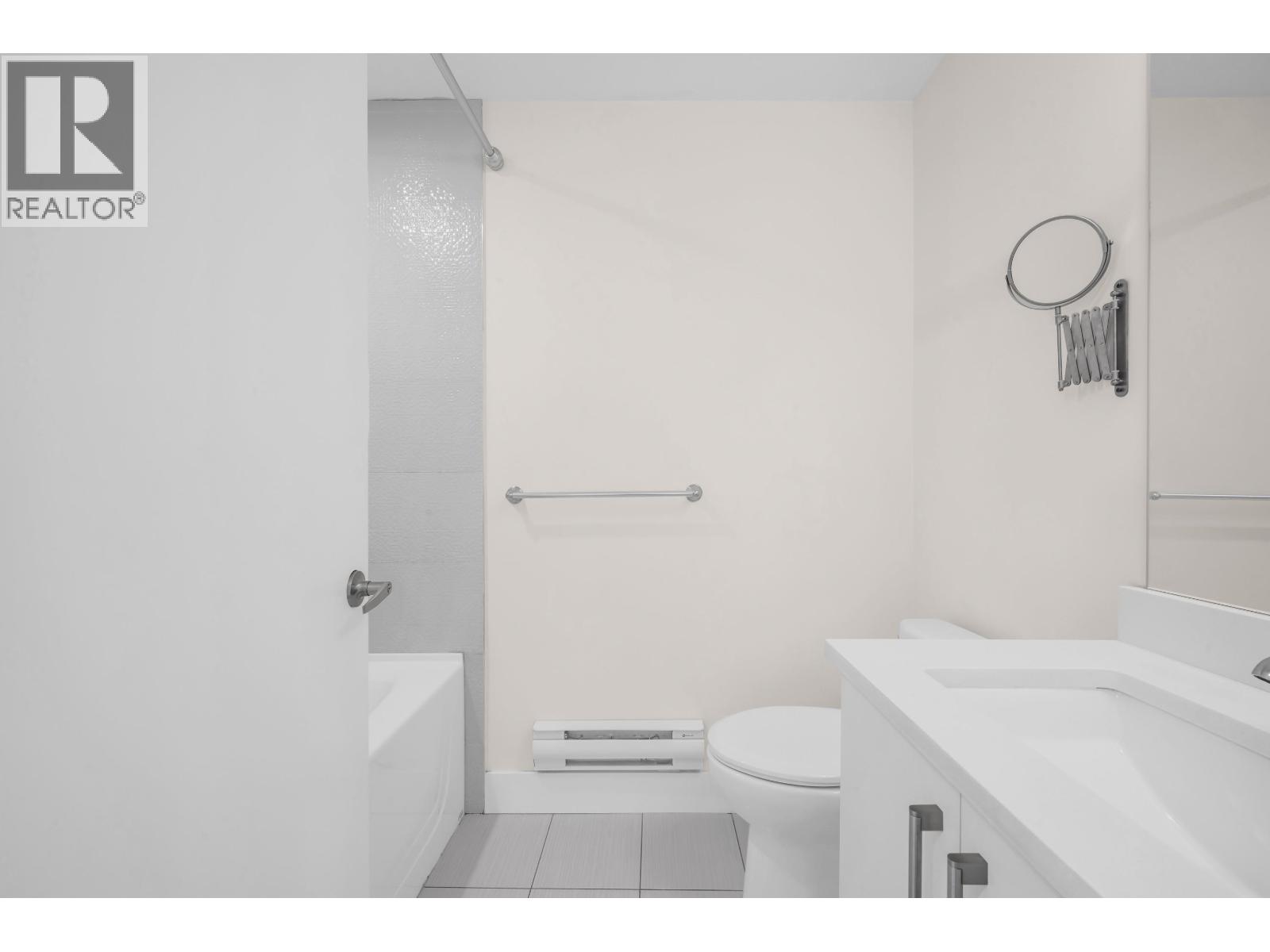 302 218 CARNARVON STREET, New Westminster