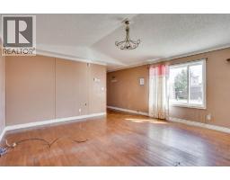 Living room - 248 Palomino Close, Fort Mcmurray, AB T9H5M2 Photo 8