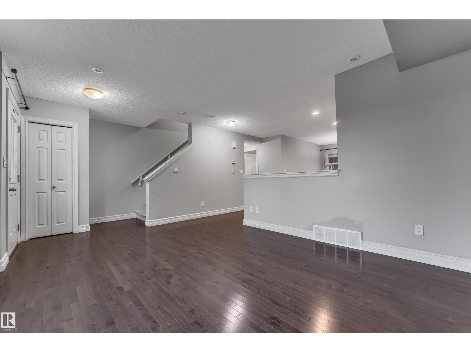 #140 655 TAMARACK RD NW - 18