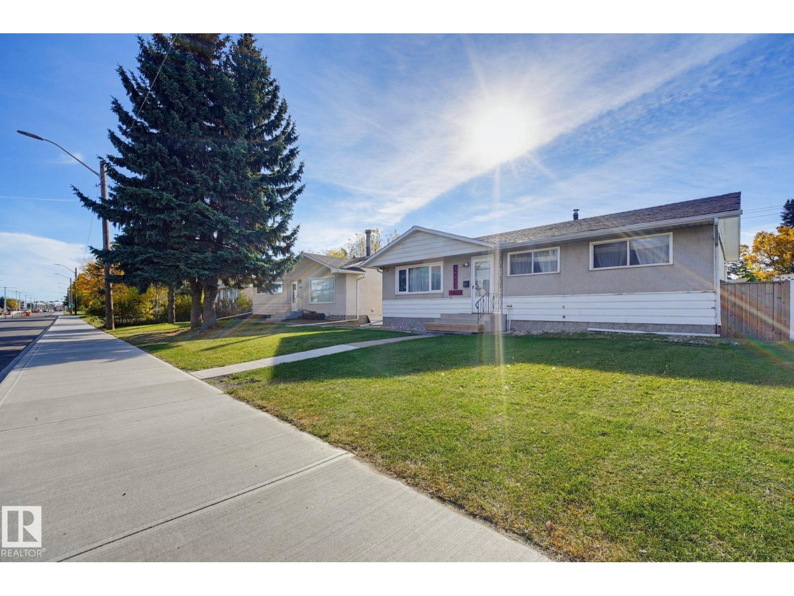 16415 87 AV NW - 1