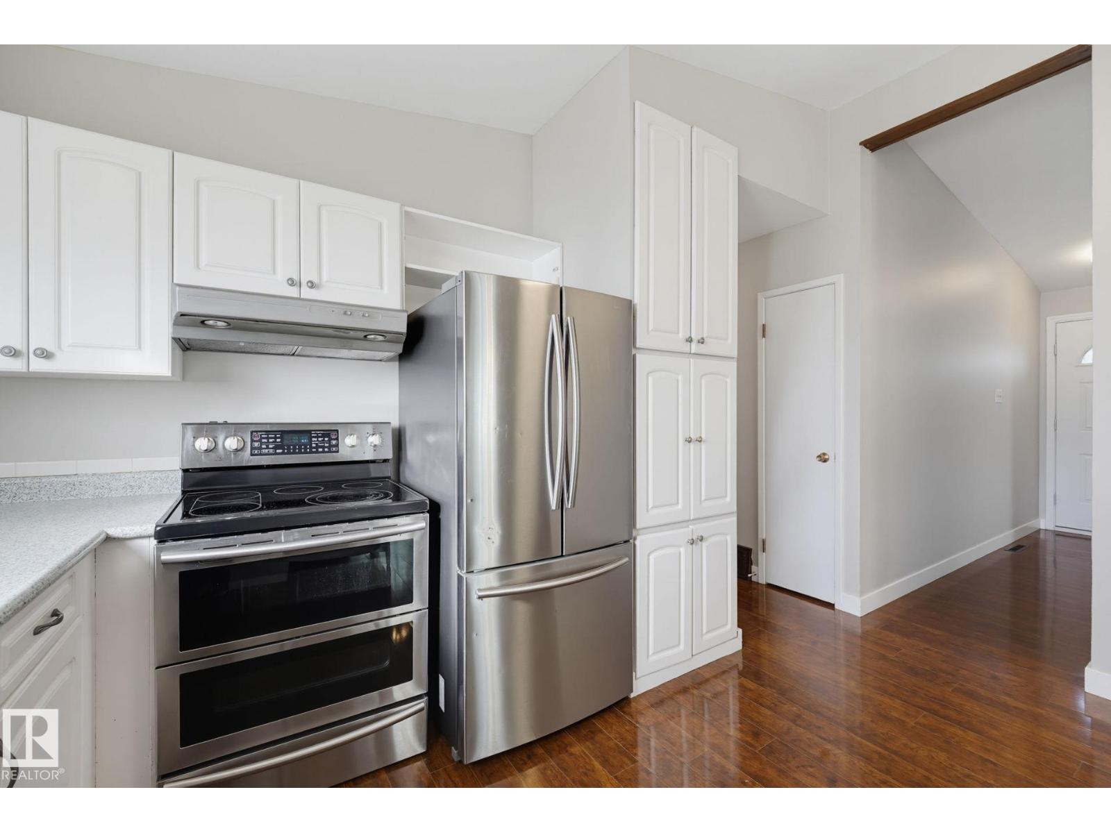16415 87 AV NW - 12