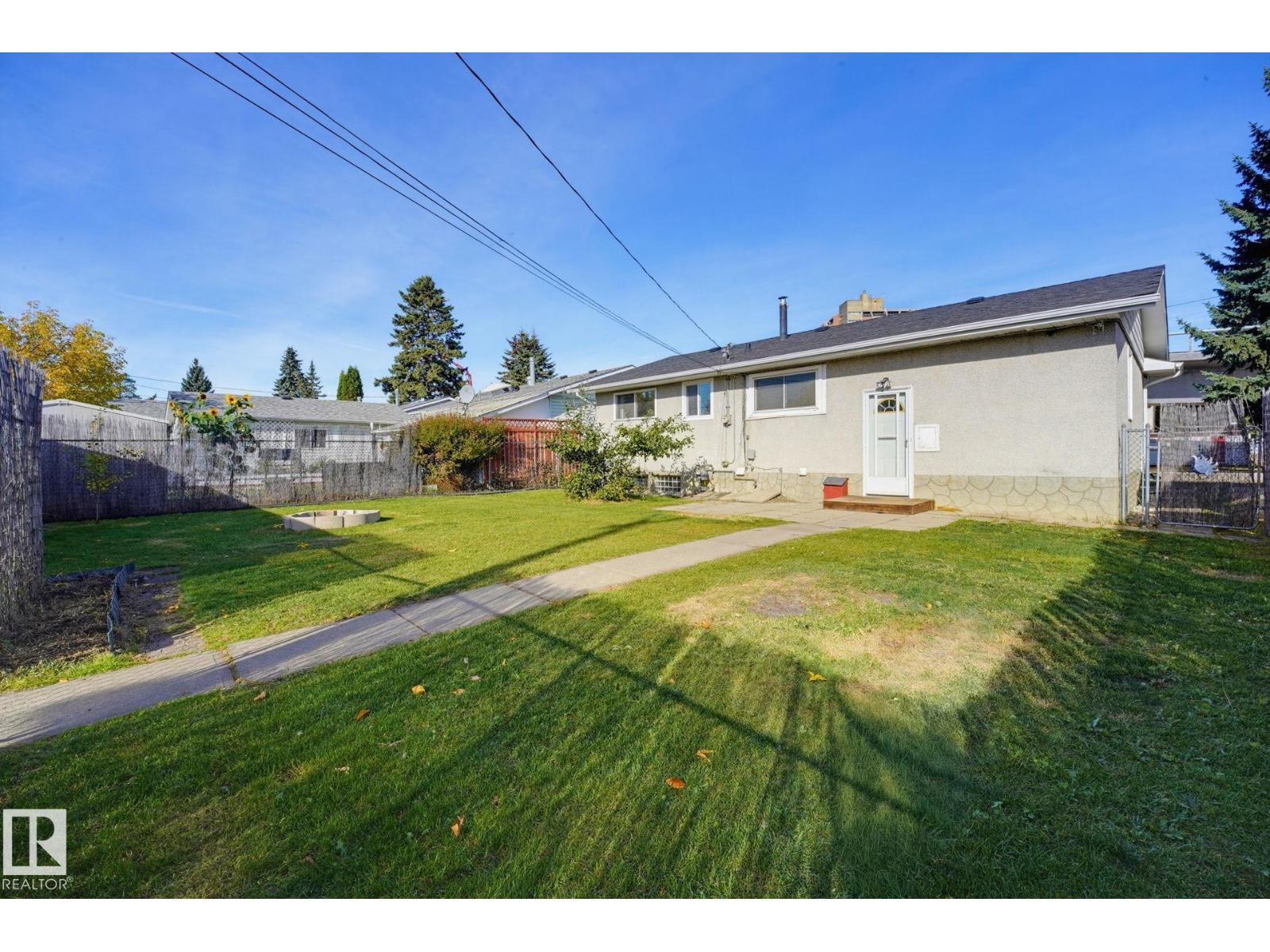 16415 87 AV NW - 27