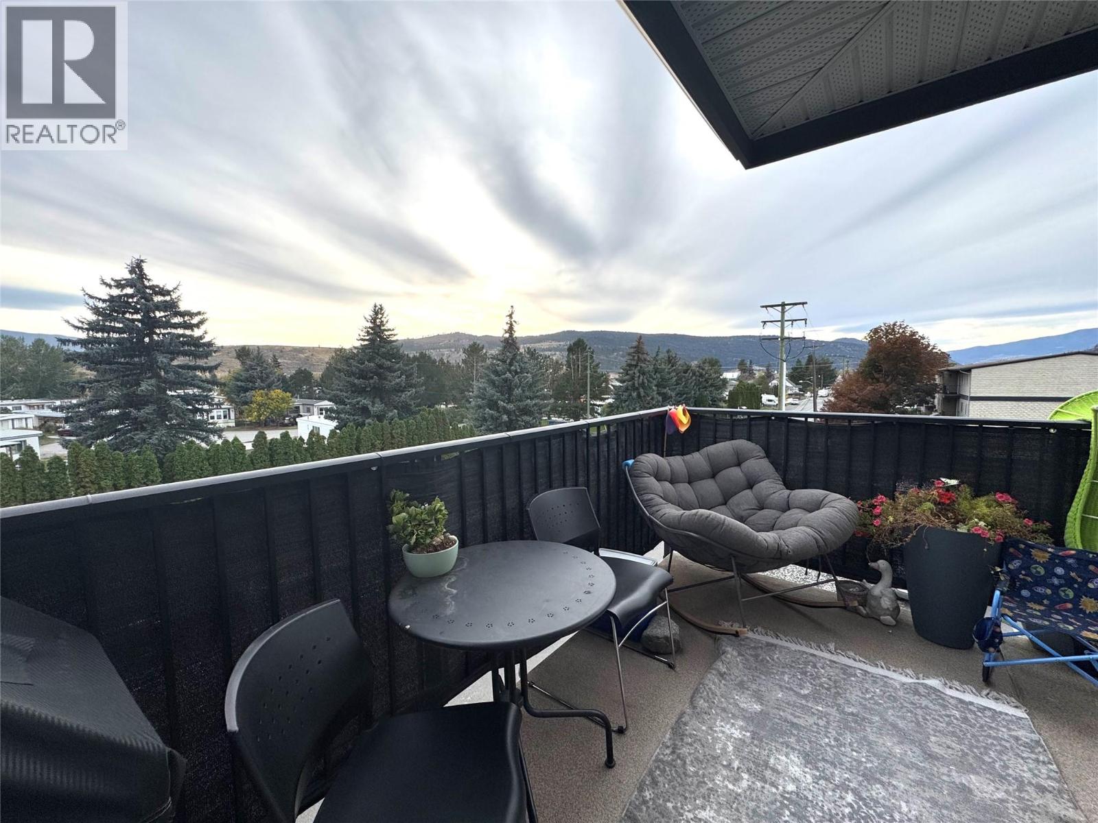 #306 2799 Clapperton Avenue - 13