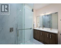 582 Gorham Street, Newmarket, ON L3Y1L3 Photo 35