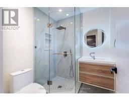 582 Gorham Street, Newmarket, ON L3Y1L3 Photo 43