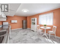 Bsmt - 15 Ferguson Drive, Barrie, ON L4N7B4 Photo 6