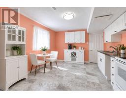 Bsmt - 15 Ferguson Drive, Barrie, ON L4N7B4 Photo 8