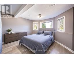 Bsmt - 15 Ferguson Drive, Barrie, ON L4N7B4 Photo 9