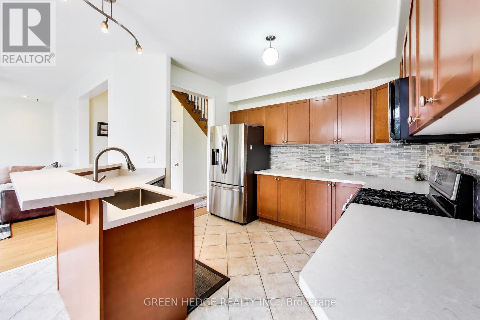 37 Hurst Street, Halton Hills, ON photo 12