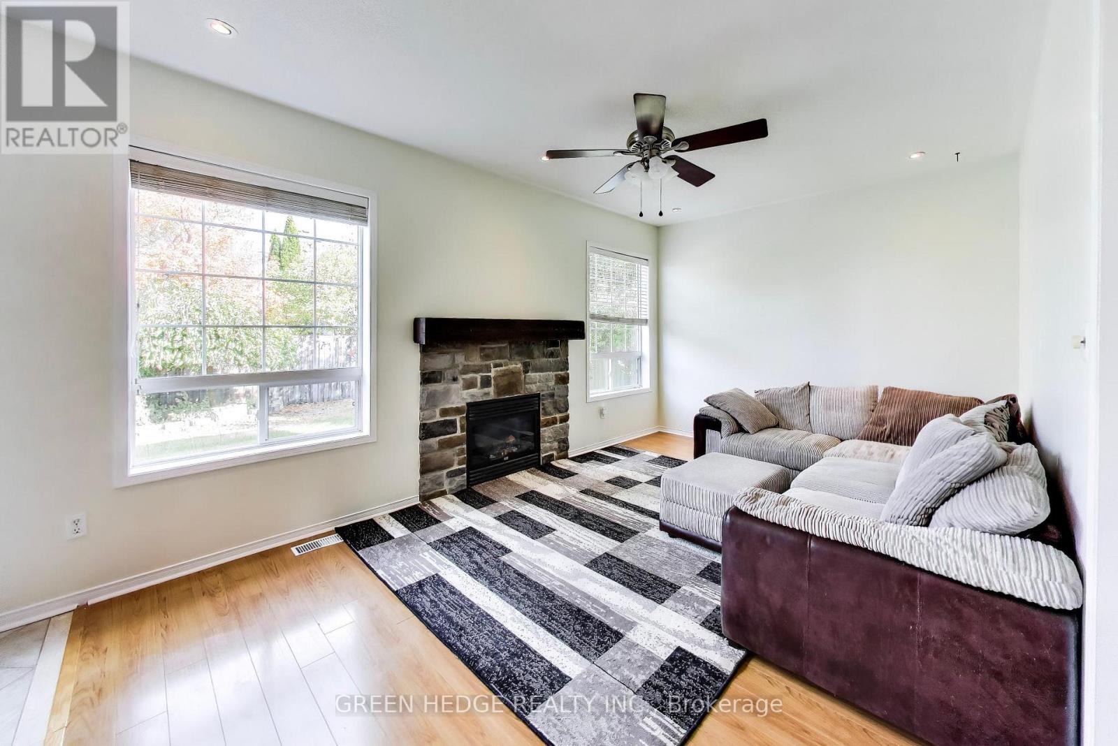 37 Hurst Street, Halton Hills, ON photo 15