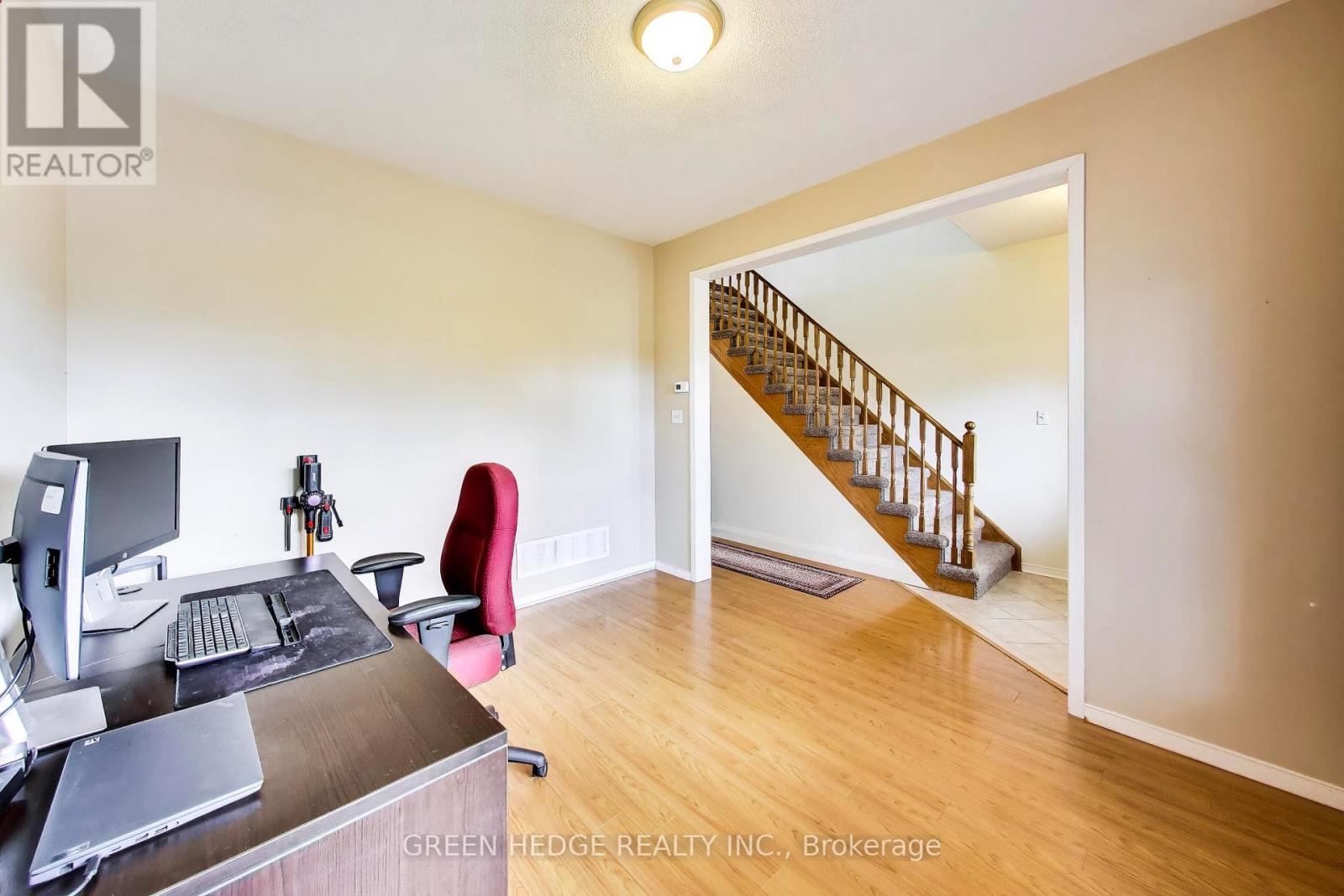 37 Hurst Street, Halton Hills, ON photo 8