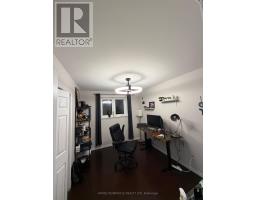 25 Four Leaf Drive, Toronto, ON M9V1M7 Photo 7