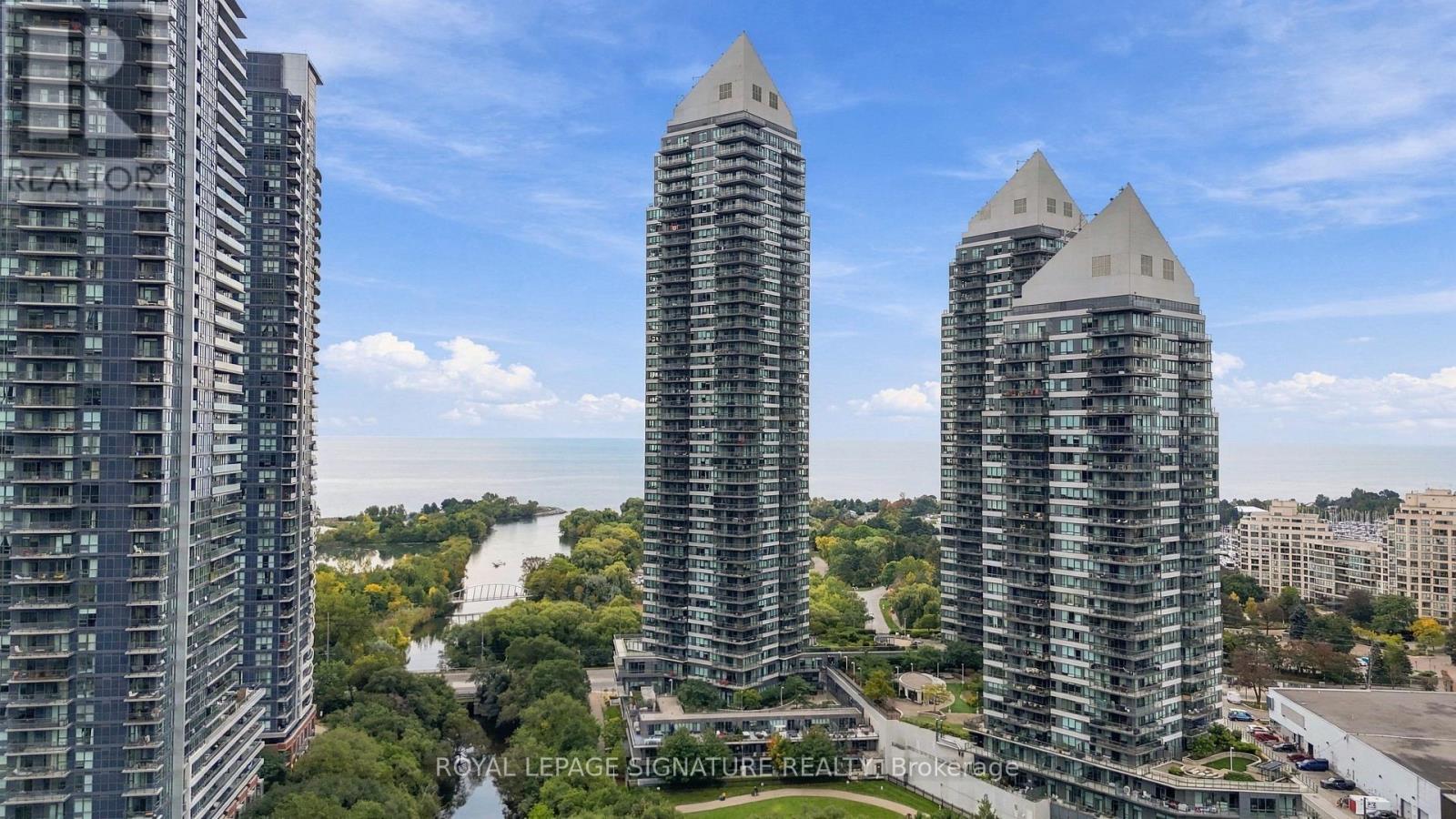 Photo of 2230 Lake Shore Boulevard