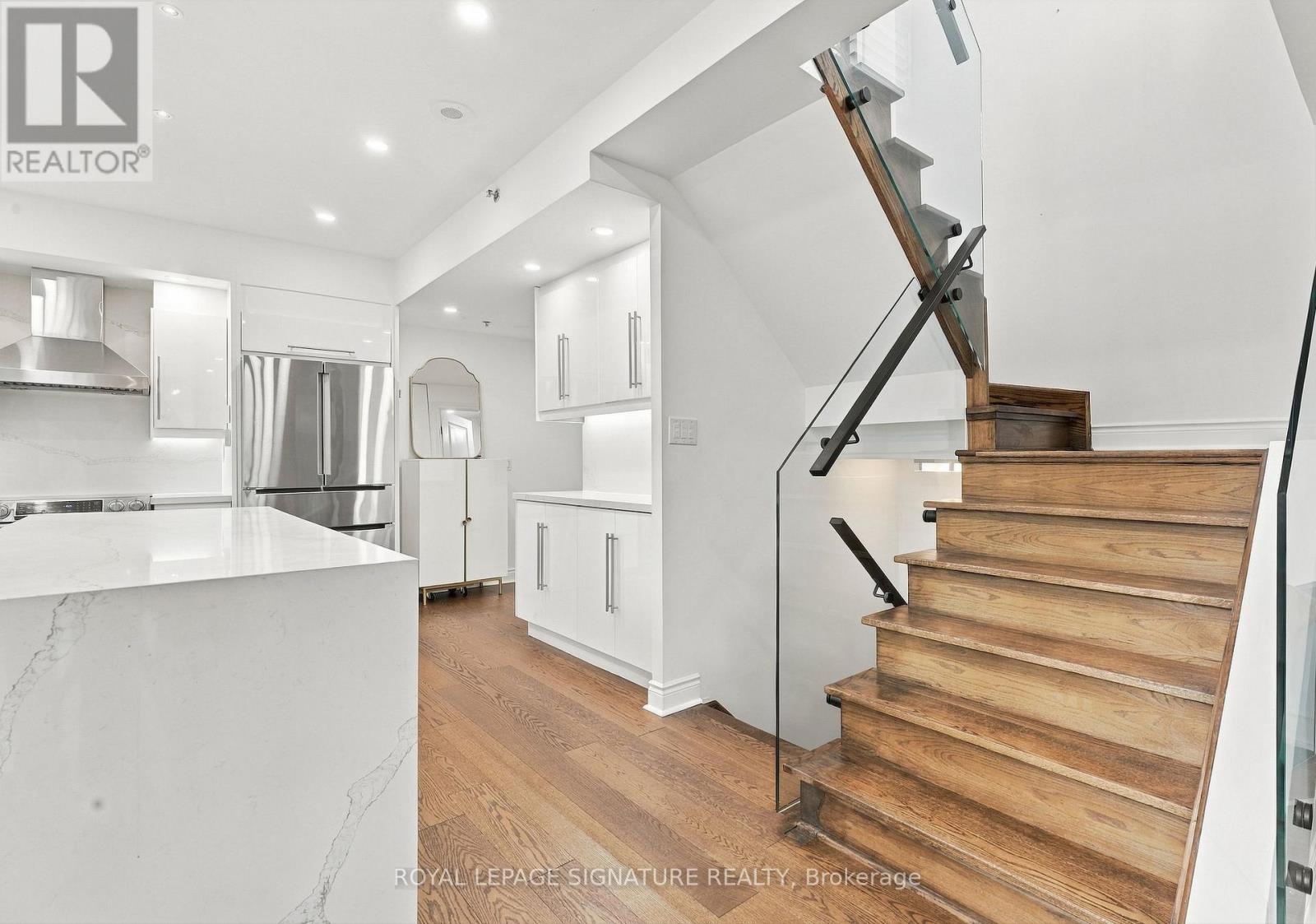 2230 Lake Shore Boulevard West — photo 13
