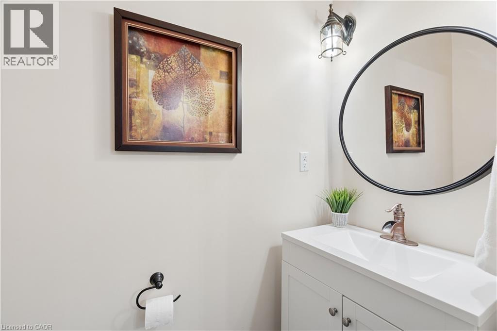 324 Daly Street — photo 16