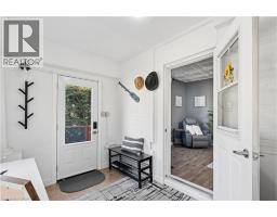 2pc Bathroom - 324 Daly Street, Palmerston, ON N0G2P0 Photo 7