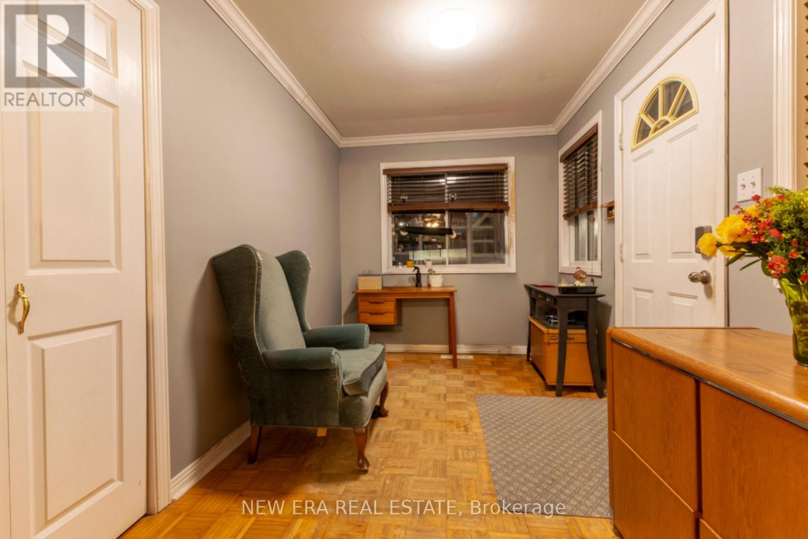 276 Upper Queen Street Avenue, Thames Centre, ON photo 5