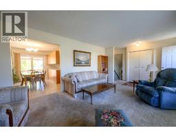 Living room - 7231 Patterson Drive, Grande Prairie, AB T8V5A2 Photo 6