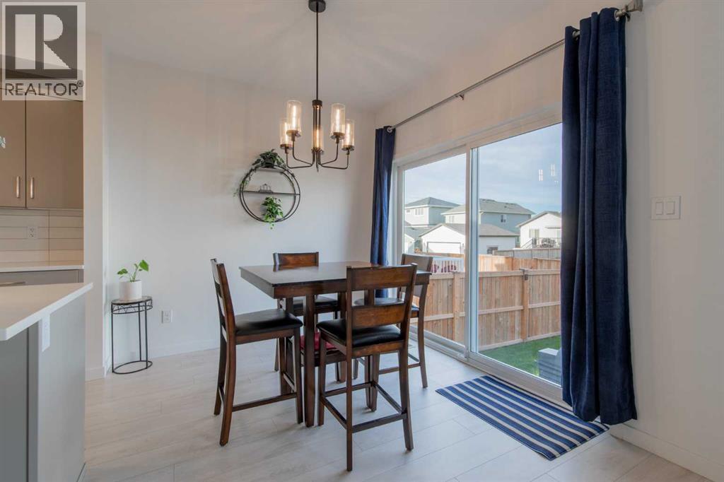 22 Goldenrod Place W - 13
