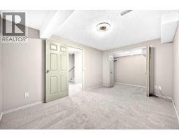 26 Evergreen Terrace SW - photo 42